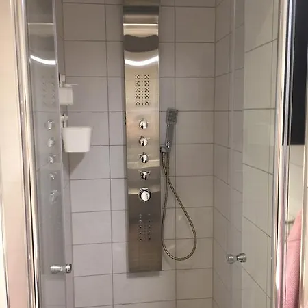 Lägenhetshotell Art Holm Family Homeaway 4*